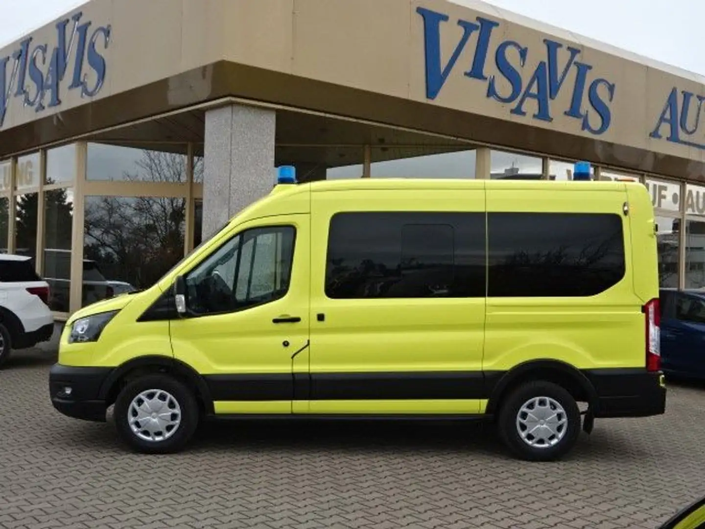Ford Transit 350L2H2 Trend Autom Rettung Blaulicht Gelb - 2