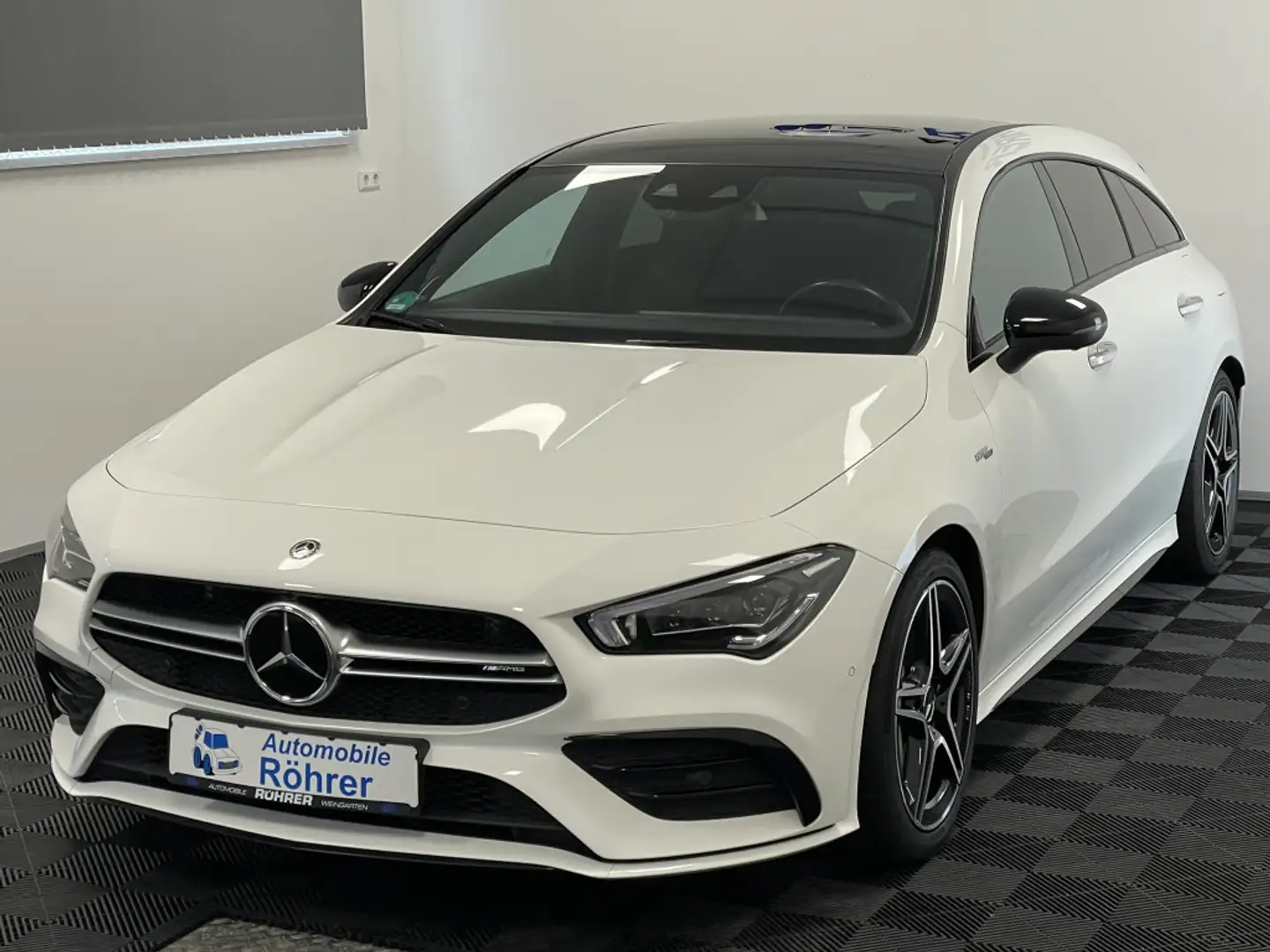 Mercedes-Benz CLA 35 AMG Shooting Brake Night Pano 360° Distro Blanco - 2
