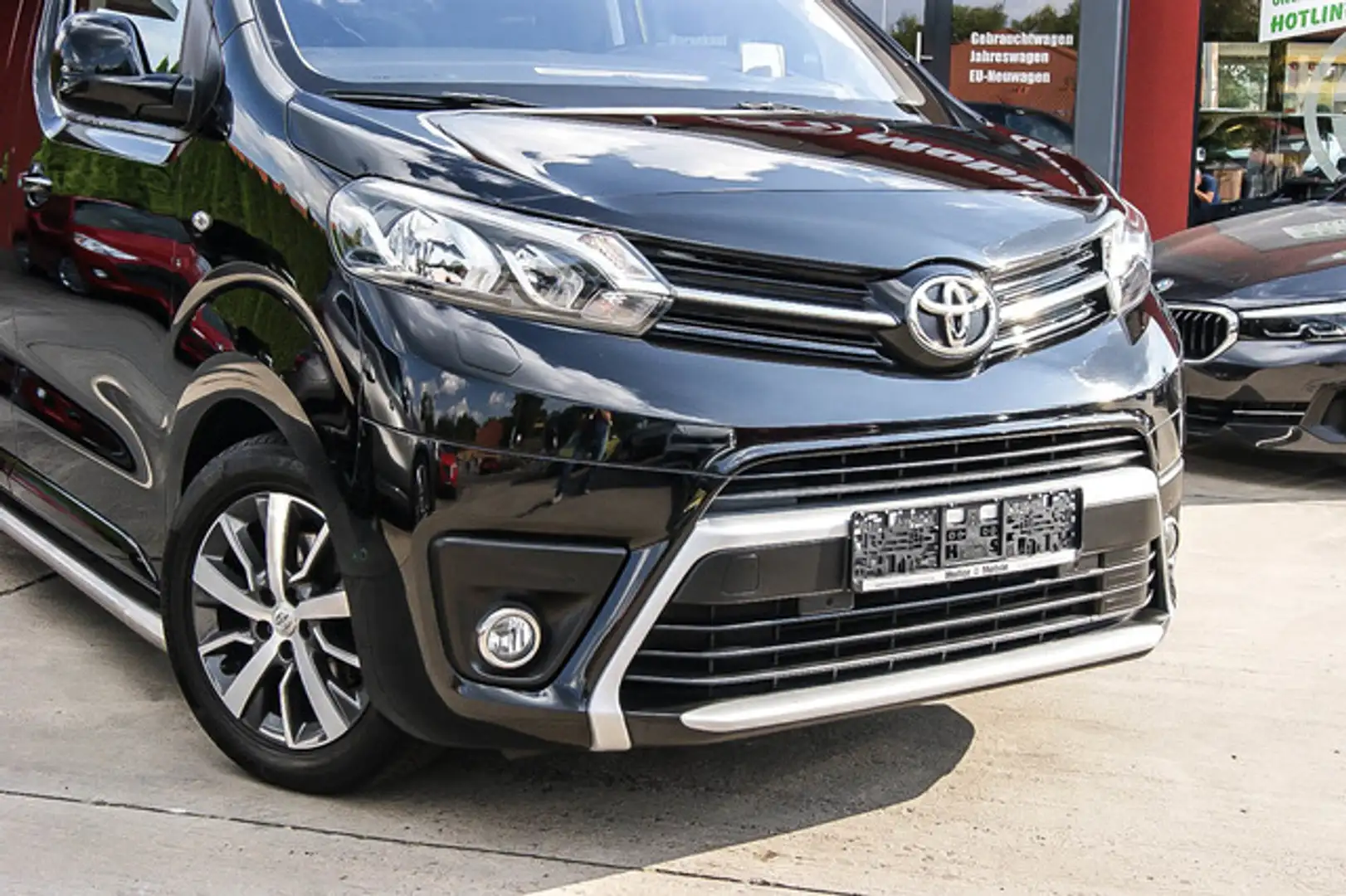 Toyota Proace Verso 2.0 Compact Family Comforz HEADUP Schwarz - 2