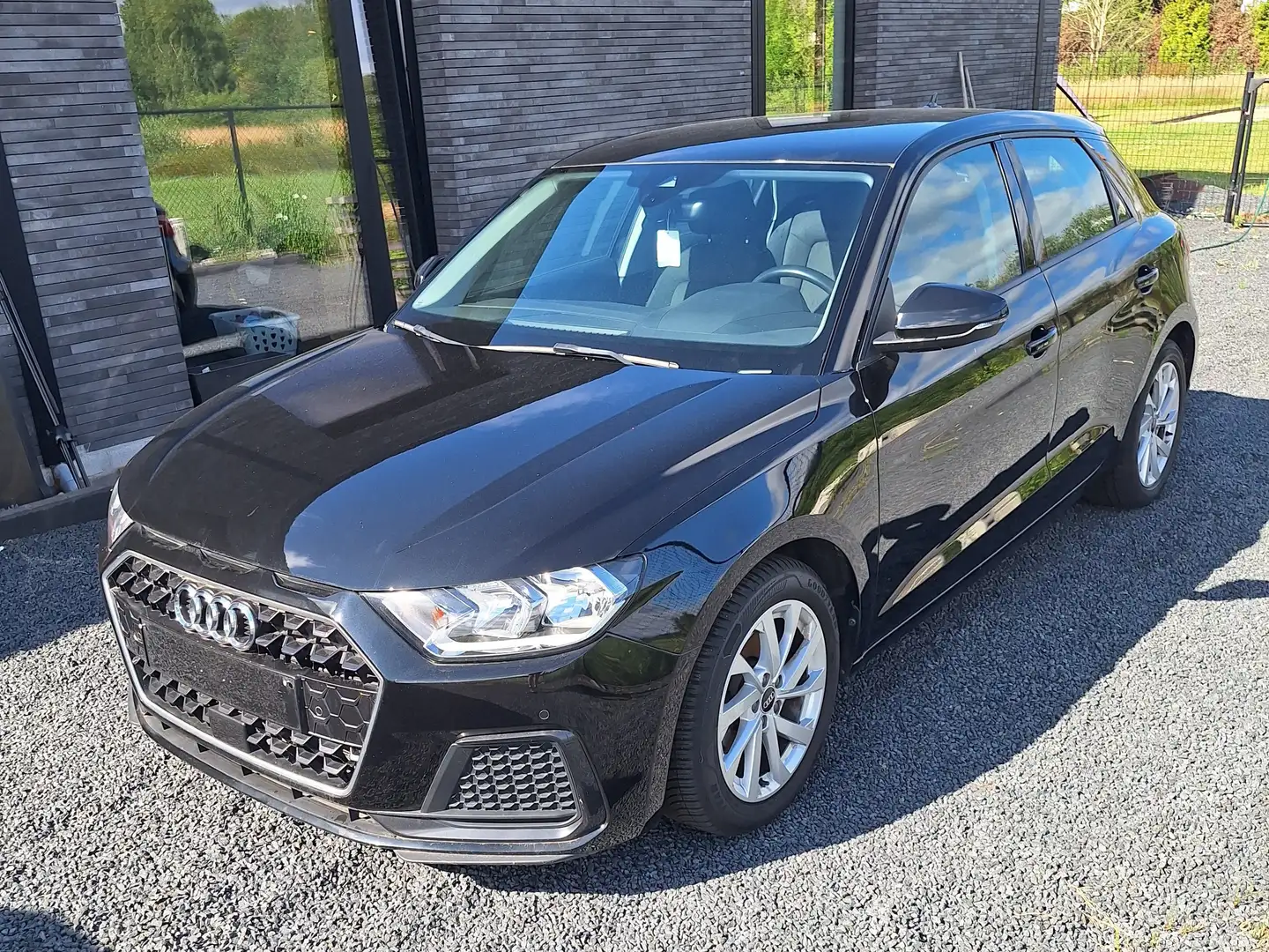 Audi A1 A1 30 TFSI Sportback Zwart - 1