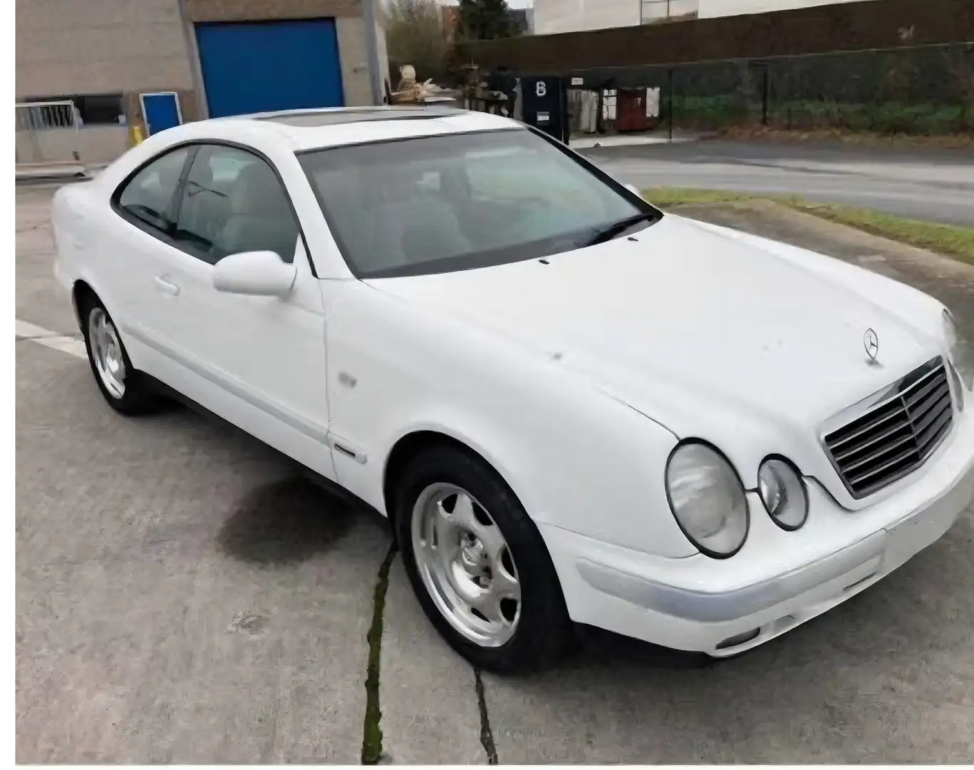 Mercedes-Benz CLK 200 COUPÉ AUTOMATIQUE EDITION SPORT Fehér - 2