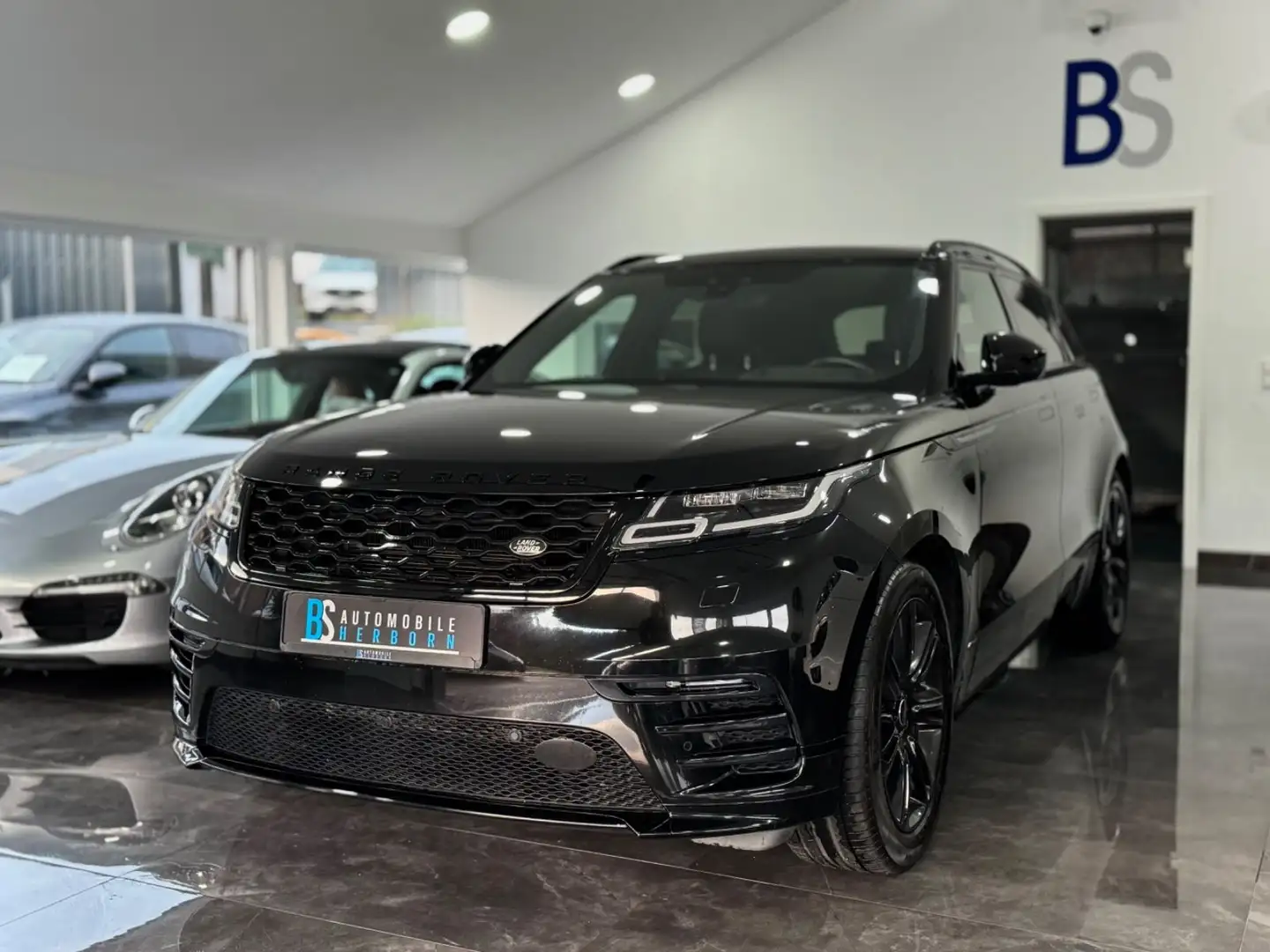 Land Rover Range Rover Velar R-DynamicS/Luft/HUD/Pano/8Fach Schwarz - 2