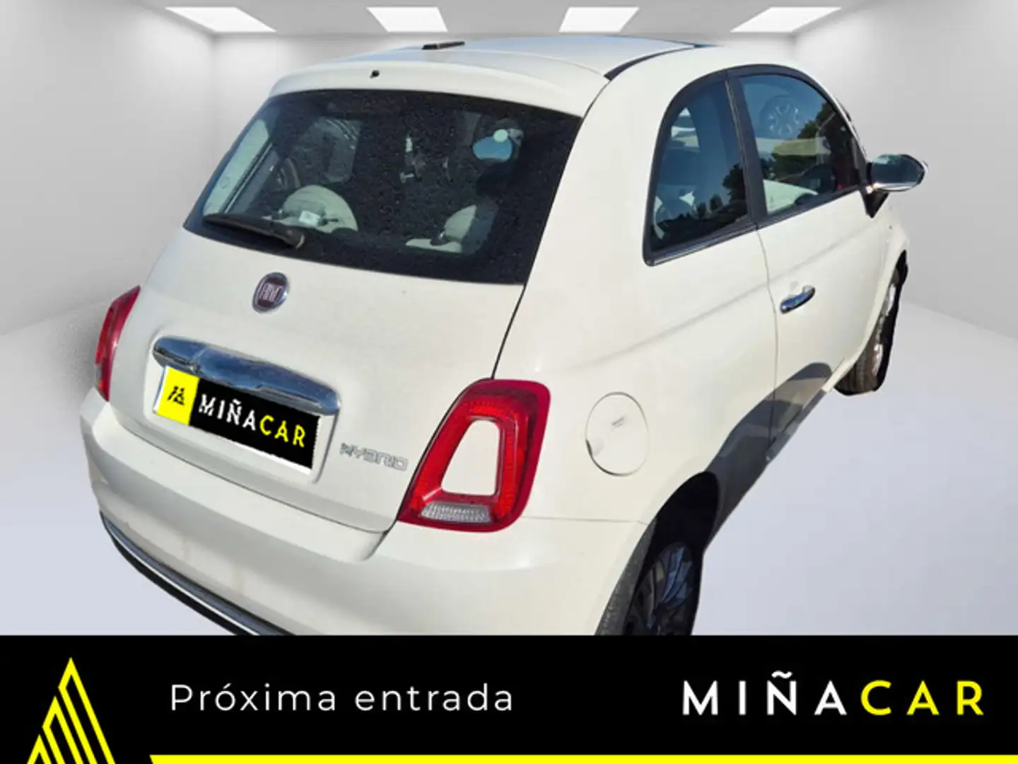 Fiat 500 1.0 Hybrid Dolcevita 52kW Wit - 2