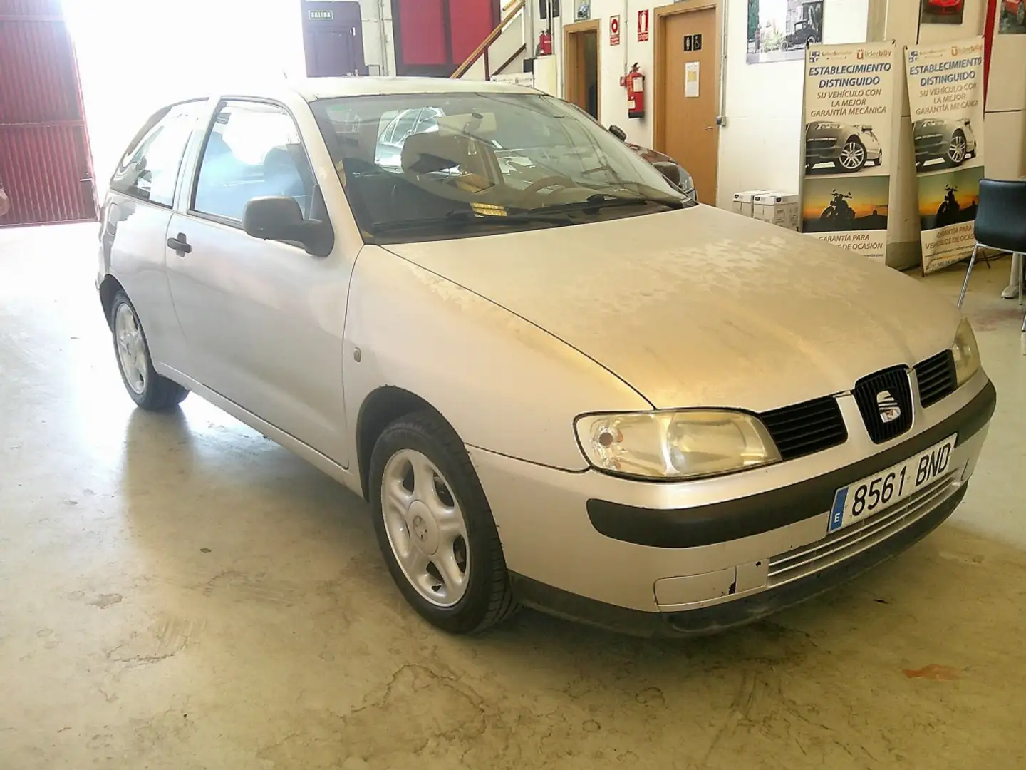 SEAT Ibiza 1.9 SDi Select Grijs - 2