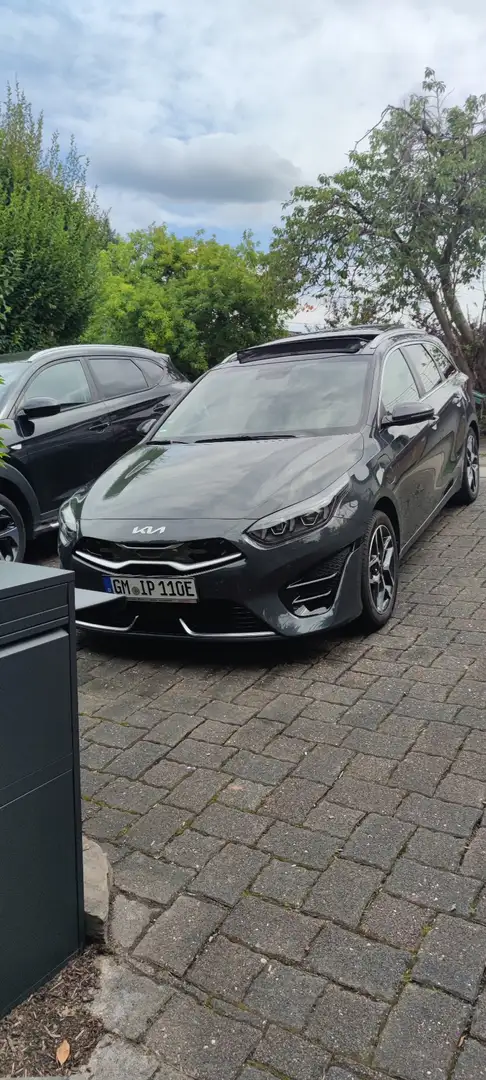 Kia Ceed SW / cee'd SW 1.6 GDI DCT OPF Plug-in-Hybrid Platinum Grau - 1