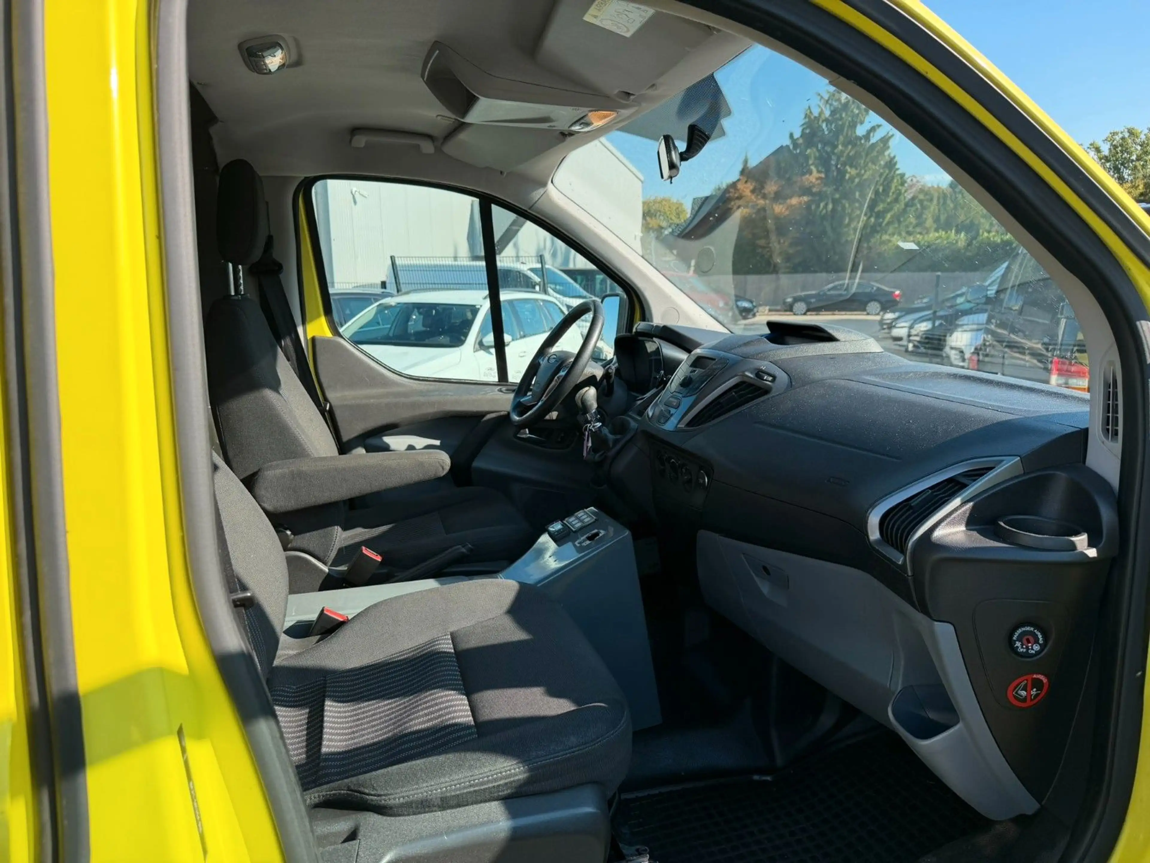Ford Transit Custom Kombi 330 L2 KLIMA MFL TEMPO — photo 15