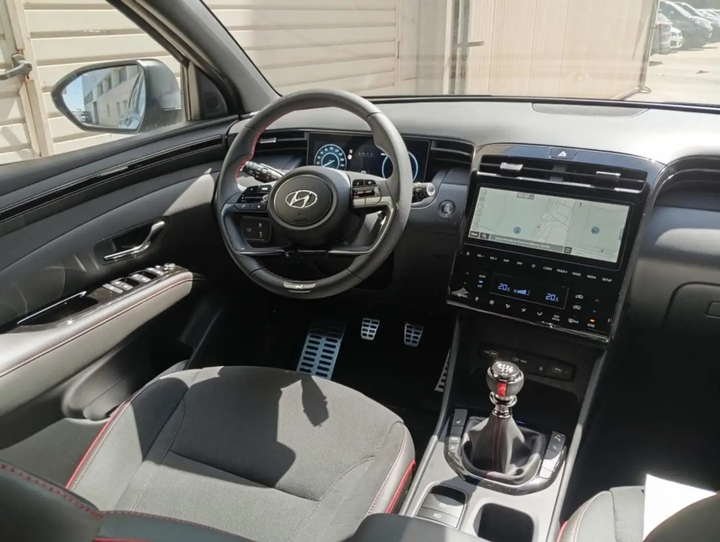 Hyundai TUCSON 1.6 TGDI 48V Nline 4x2 Negro - 1