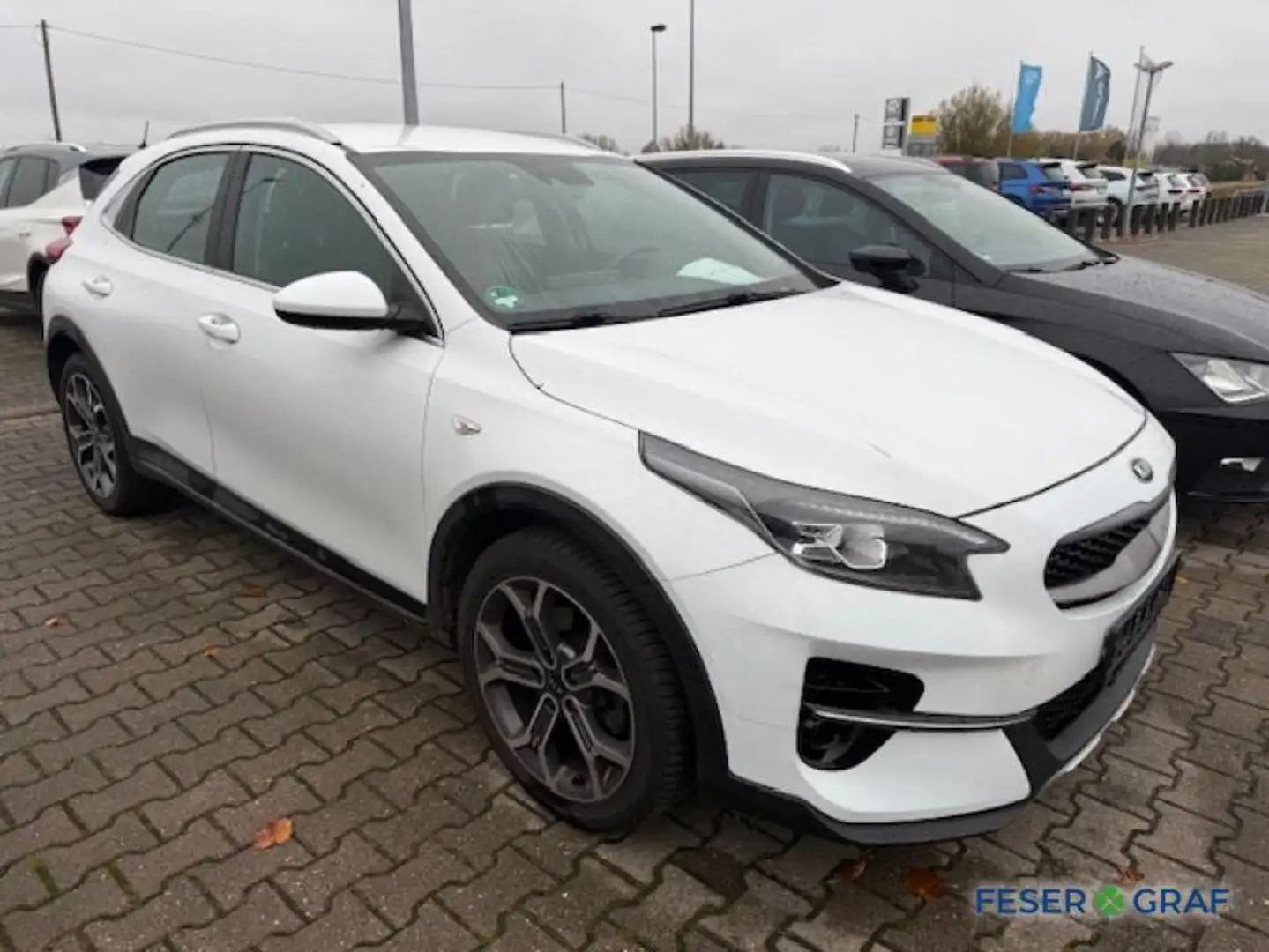 Kia XCeed 1.4 T-GDI DCT Vision LED*Navi*KomfortPaket*App*SHZ Weiß - 2