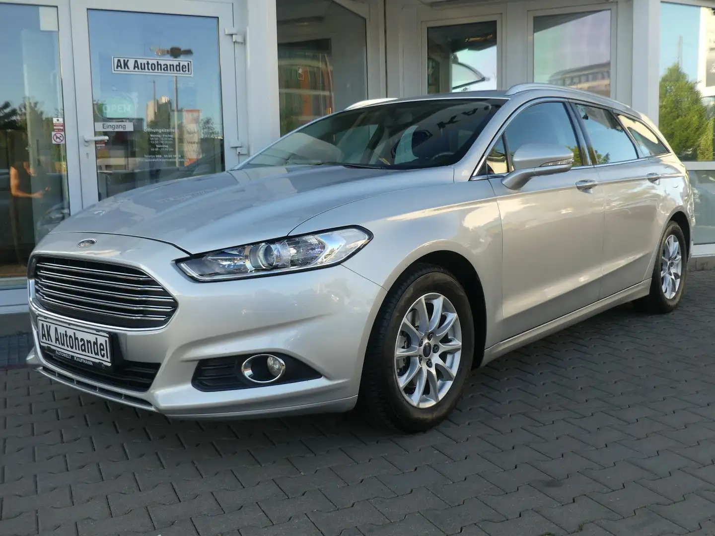 Ford Mondeo Turnier Trend. SHZ.Nav.Cd. Argento - 1