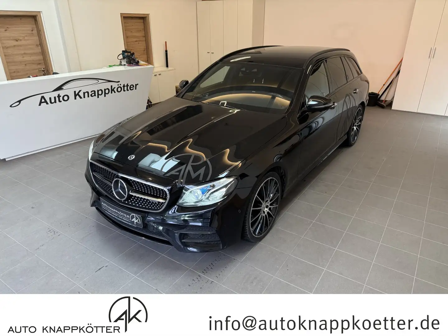 Mercedes-Benz E 53 AMG T AMG E 53 4Matic+ (EURO 6d-TEMP) COMAND APS/Navi Schwarz - 1