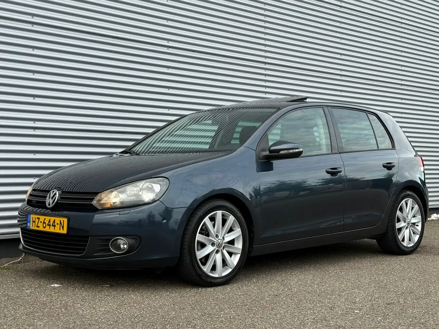 Volkswagen Golf 1.8 TSI Comfortline, Full Option, Pano, Pdc, Stoel Bleu - 1