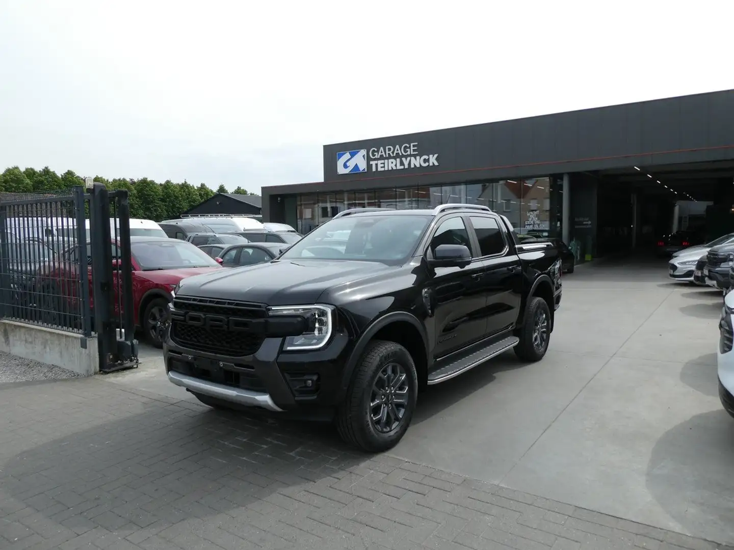 Ford Ranger 3.0 V6 240pk Raptor Look WILDTRAK 4x4 Stock (02151 Noir - 1