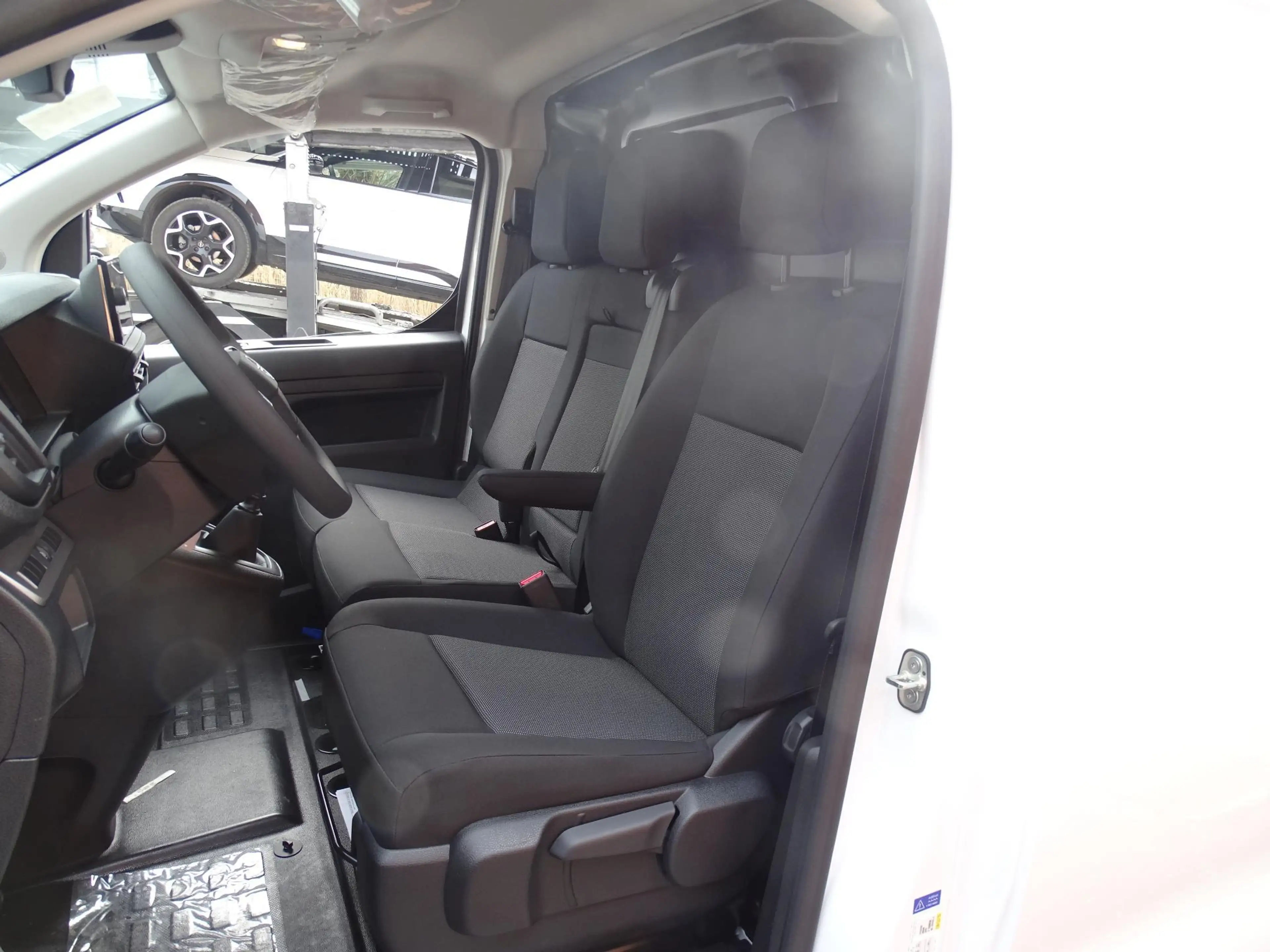 Opel Vivaro 1.5 BlueHDi 120 L2 Verwacht — photo 10