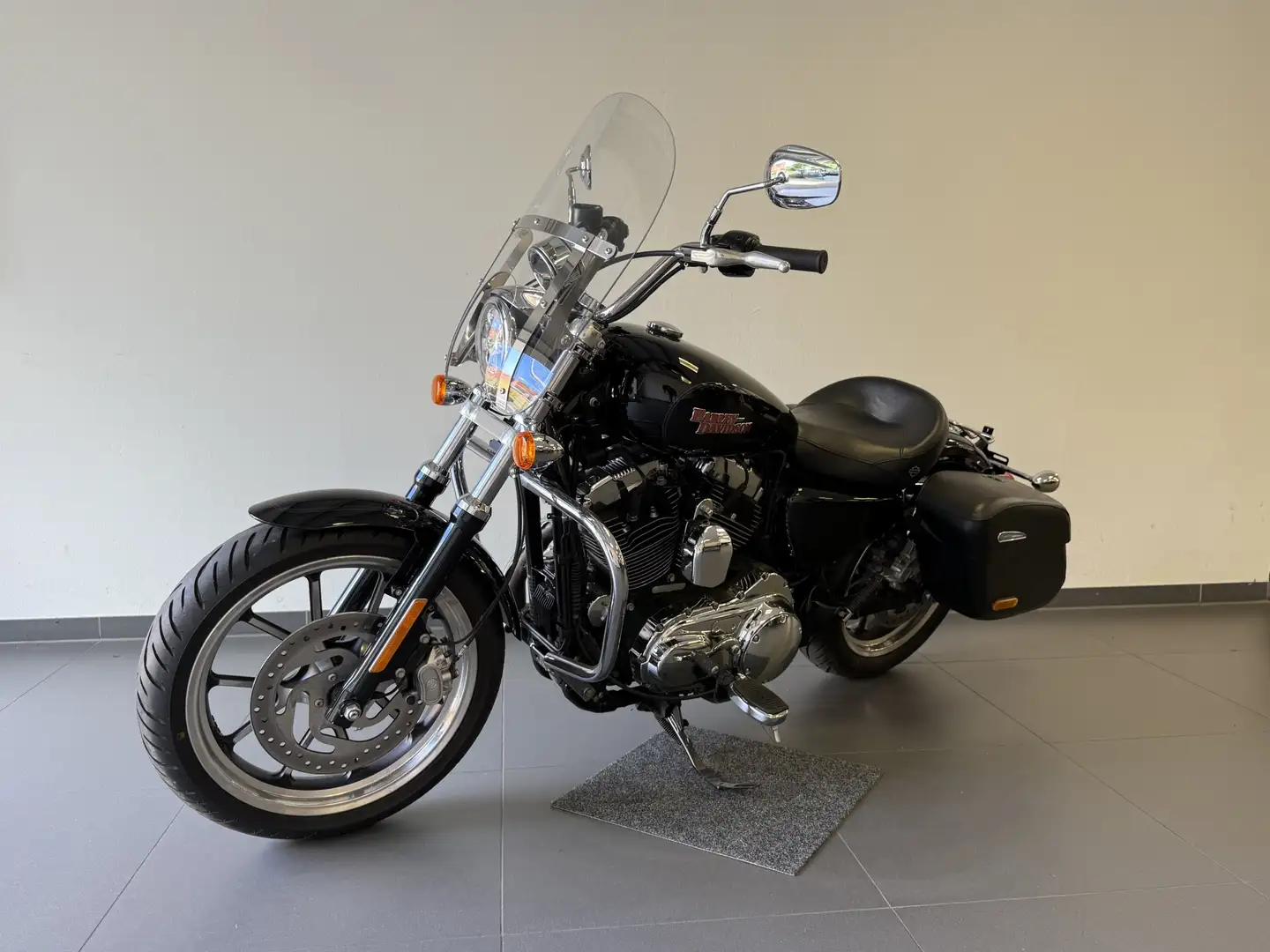 Harley-Davidson Sportster XL 1200 T Superlow *Garantie* Schwarz - 2