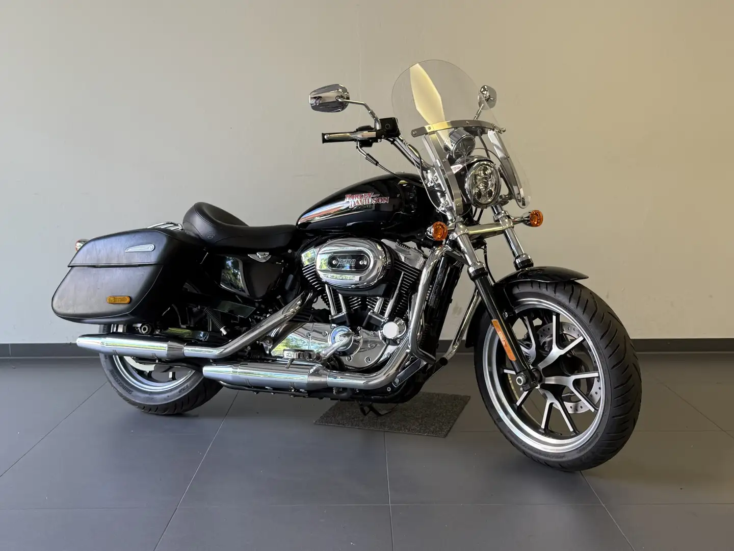 Harley-Davidson Sportster XL 1200 T Superlow *Garantie* Schwarz - 1