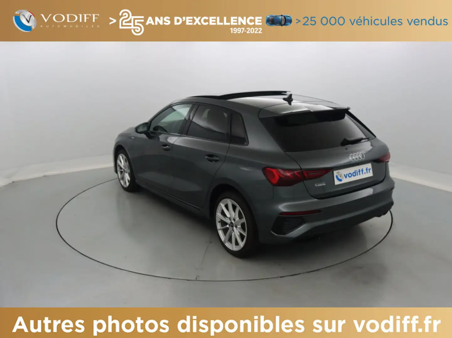 Audi A3 SPORTBACK 40 TFSI e 204 CV S-LINE S-TRONIC Gris - 2