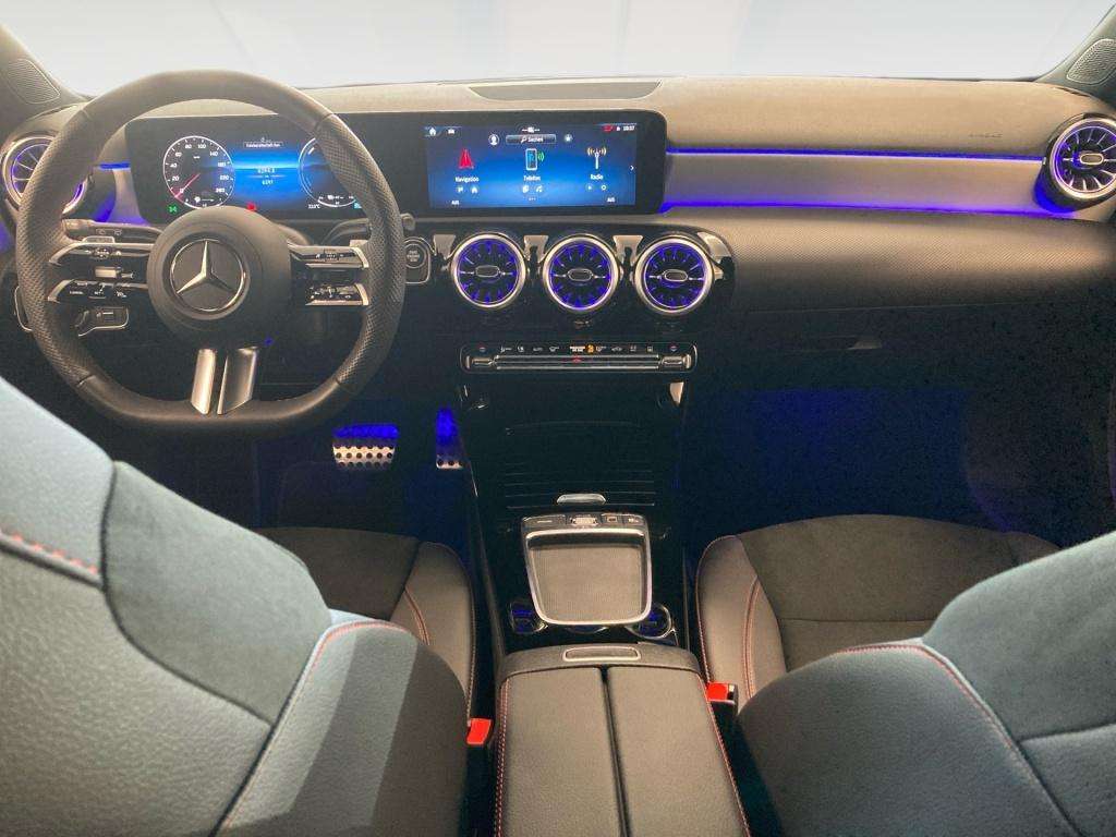Mercedes-Benz A 250