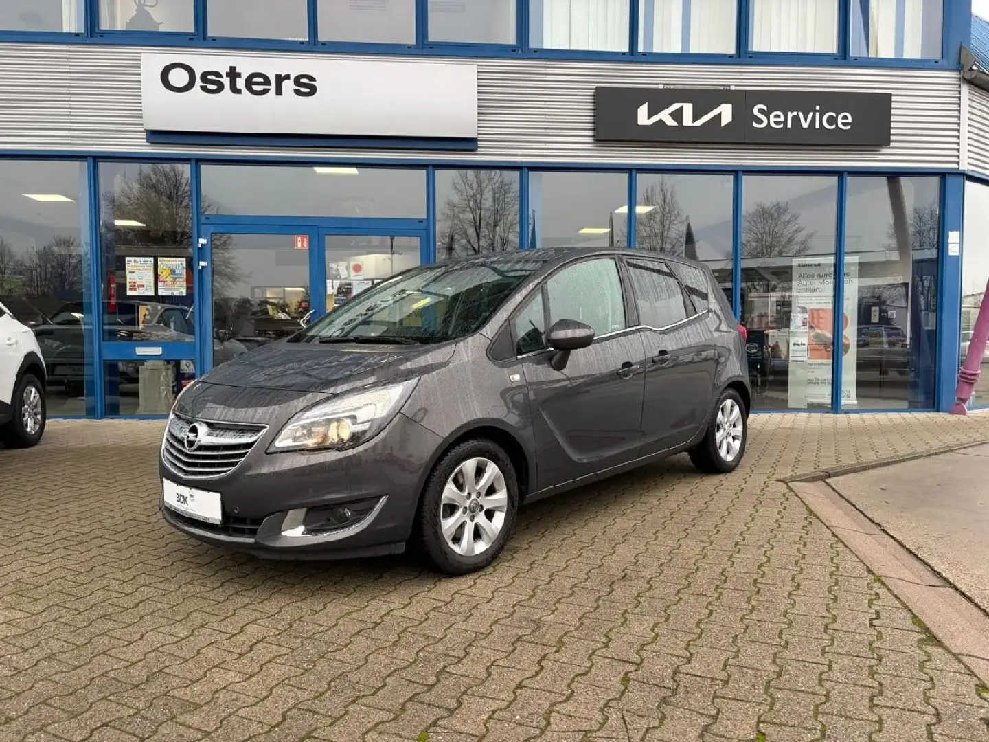 Opel Meriva B Innovation Grau - 1