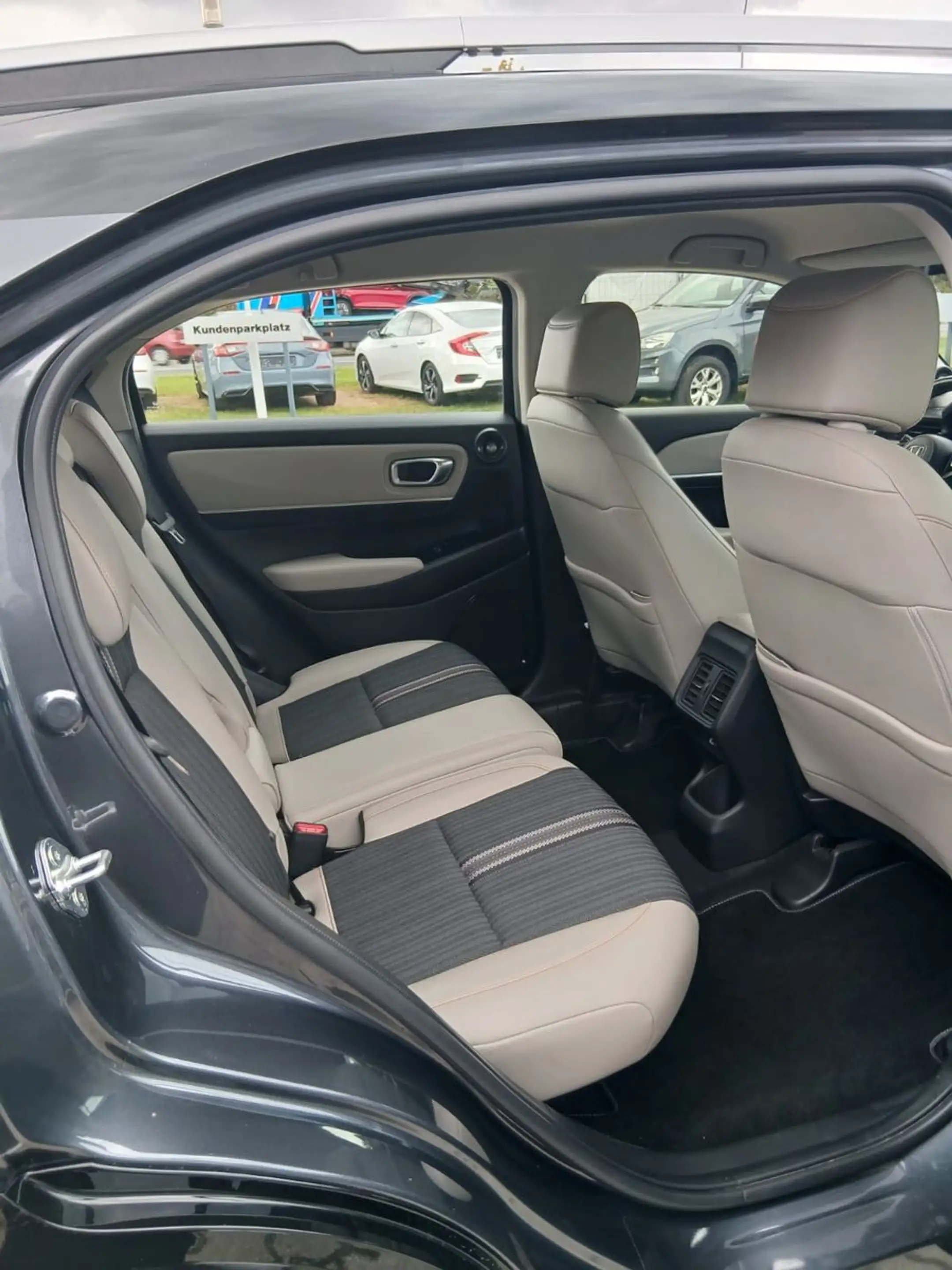 Honda HR-V 1,5 Advance Style — photo 3