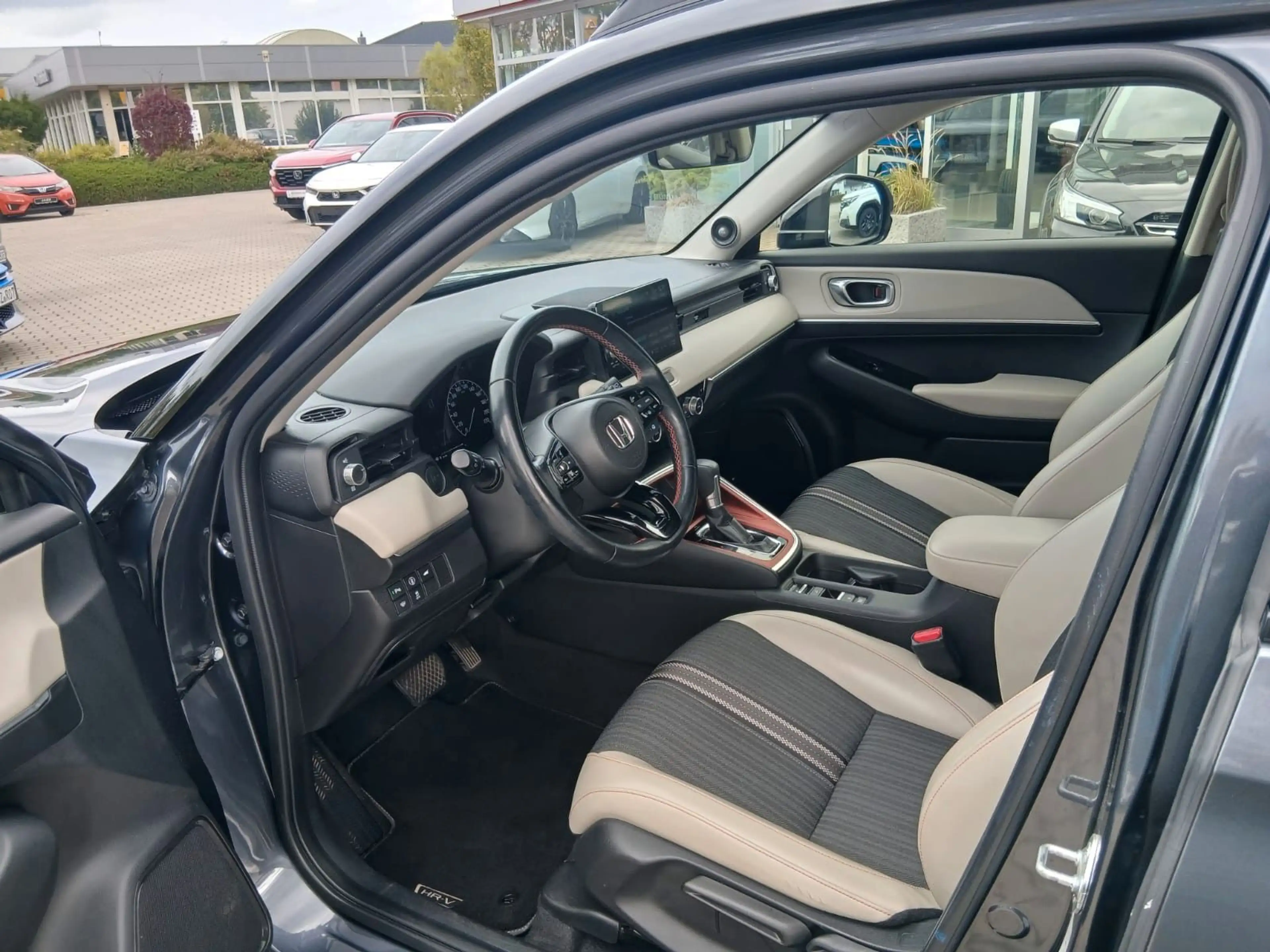Honda HR-V 1,5 Advance Style — photo 2