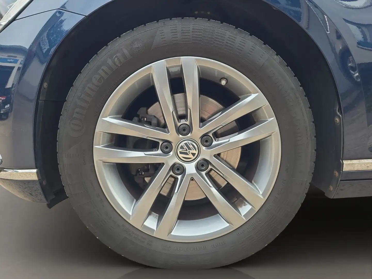 Volkswagen Passat Variant Highline Leder Standheiz Cam ACC Bleu - 2