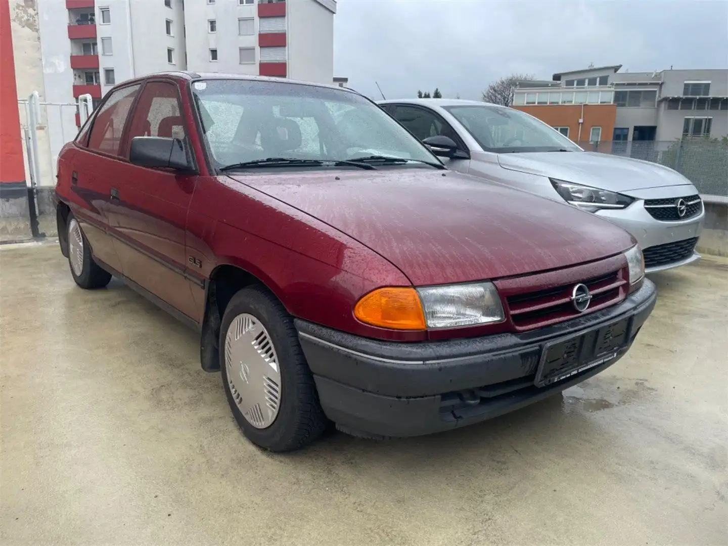 Opel Astra F Caravan Swing 1,6i Rouge - 2