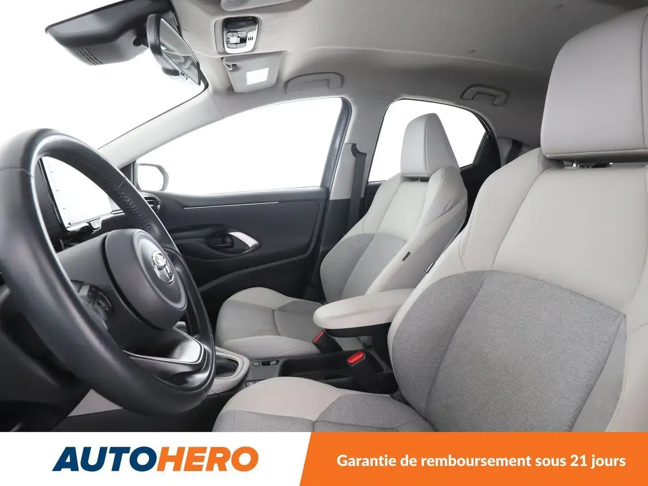 Toyota Yaris Yaris — photo 10