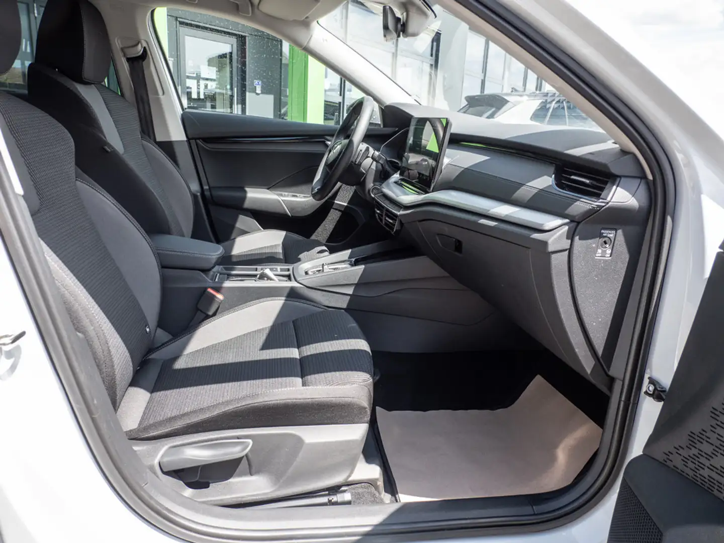 Skoda Octavia Combi 1.5 TSI mHEV Selection ACC NAVI Weiß - 2