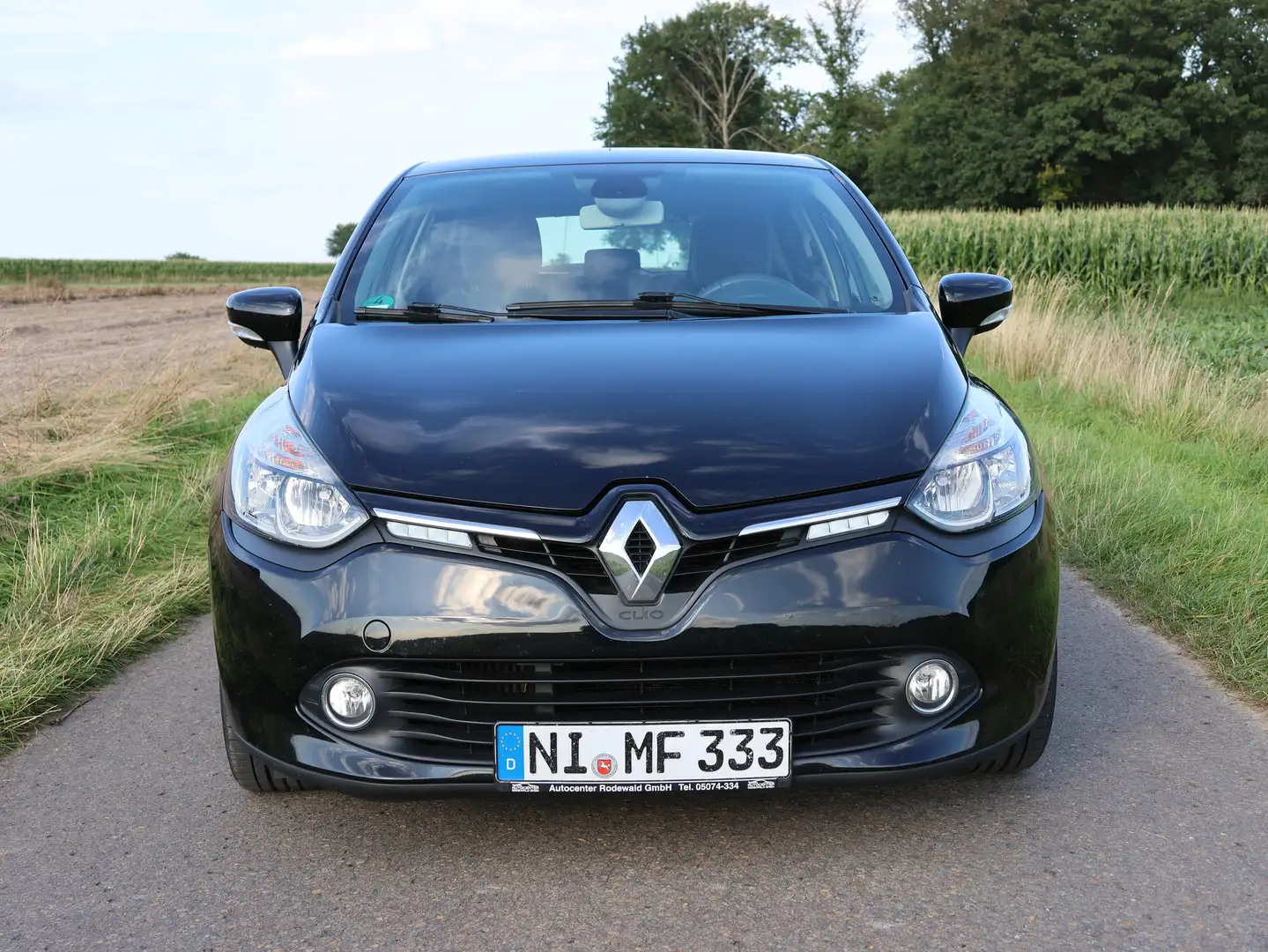 Renault Clio TCe 90 Paris Klima, LED, Navi, Keyless, 8-fach Schwarz - 2