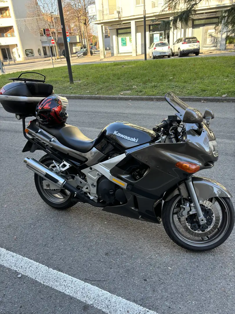 Kawasaki ZZR 600 - 1