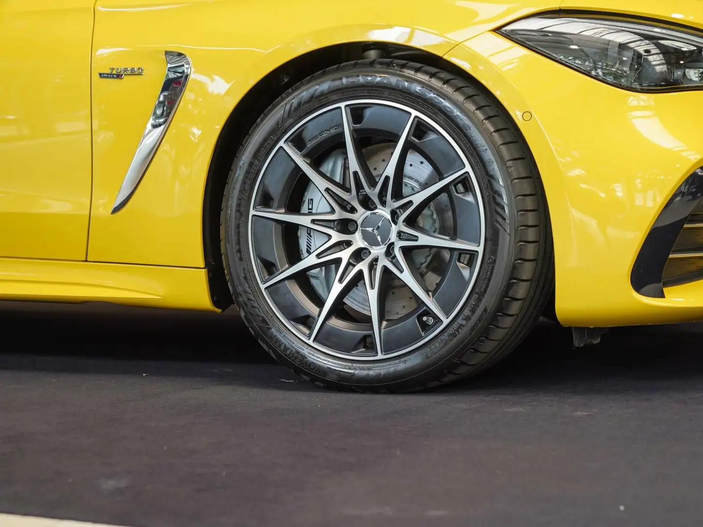 Mercedes-Benz CLE 53 AMG CLE 53 AMG 4M+ Cabrio sonnengelb Night Massage Gelb - 2