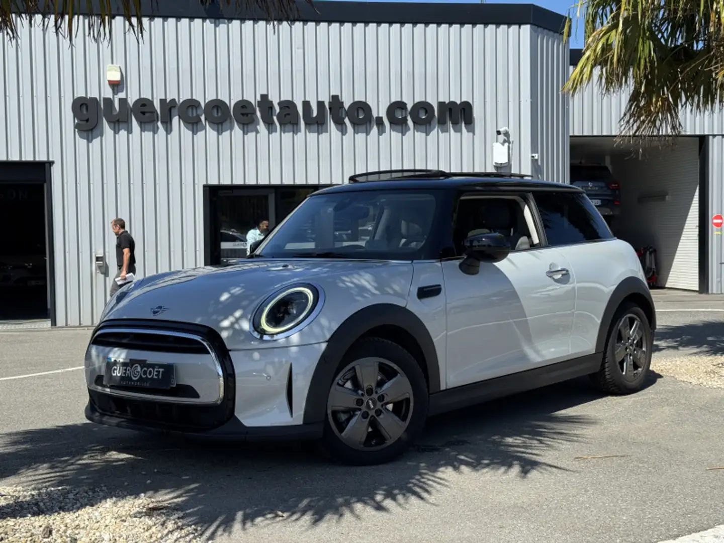 MINI Cooper E COOPER 136CH EDITION PREMIUM PLUS BVA7 Gris - 2