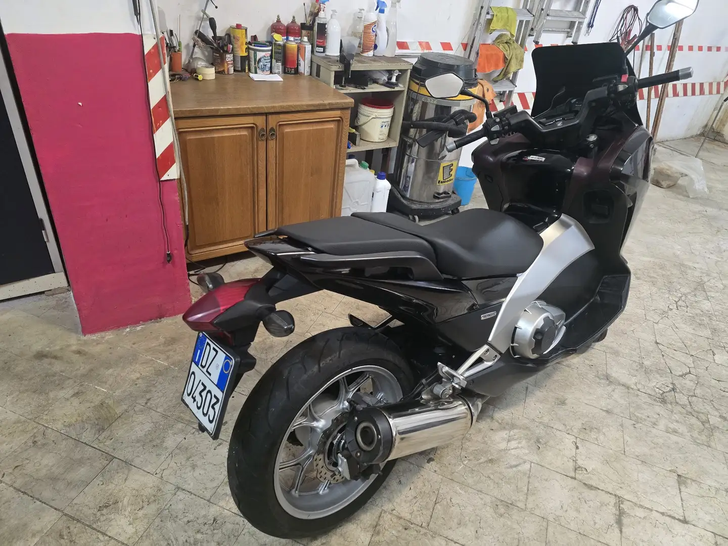 Honda Integra 700 dtc Nero - 1