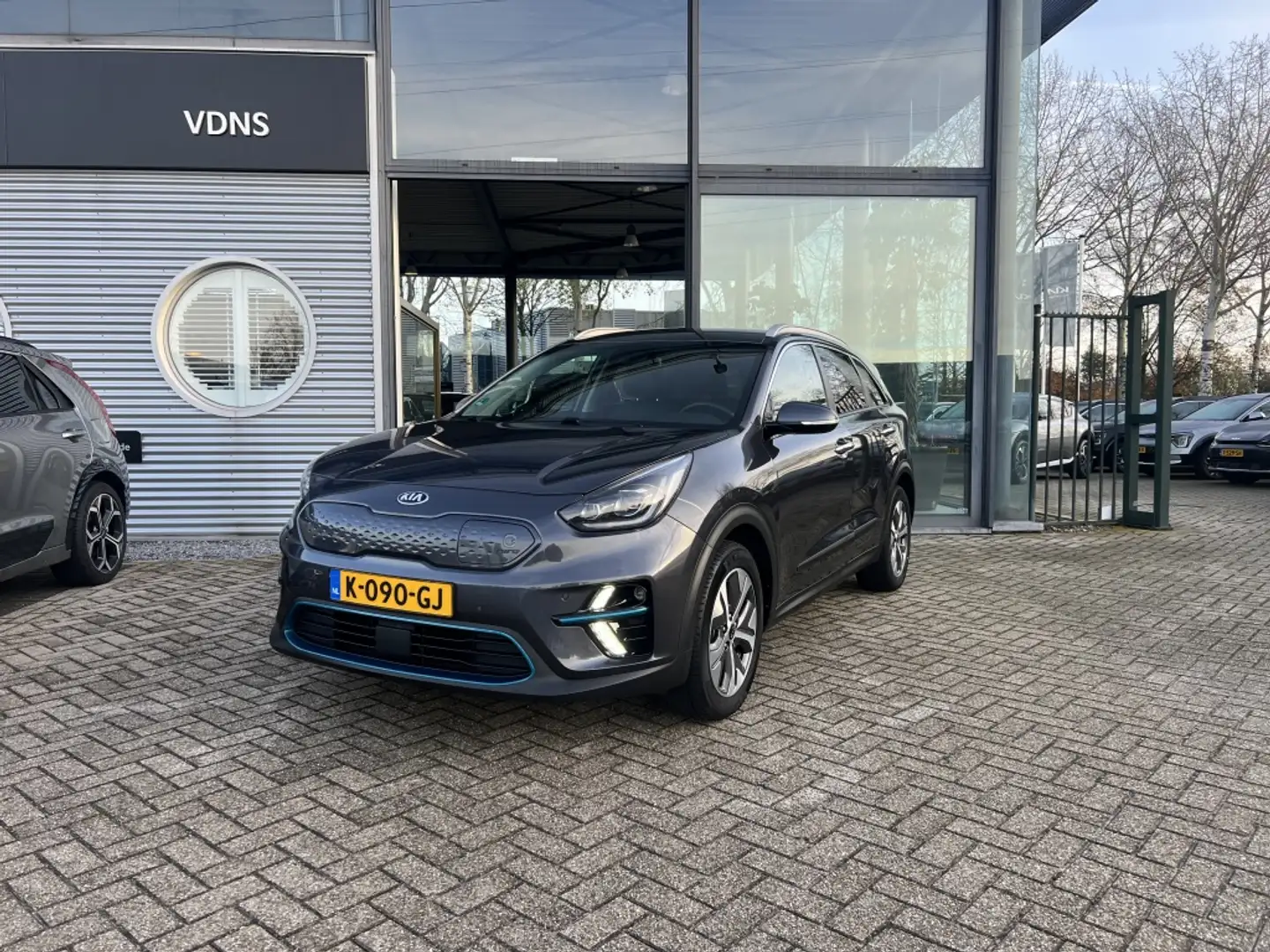 Kia e-Niro ExecutiveLine 64 kWh Gris - 2