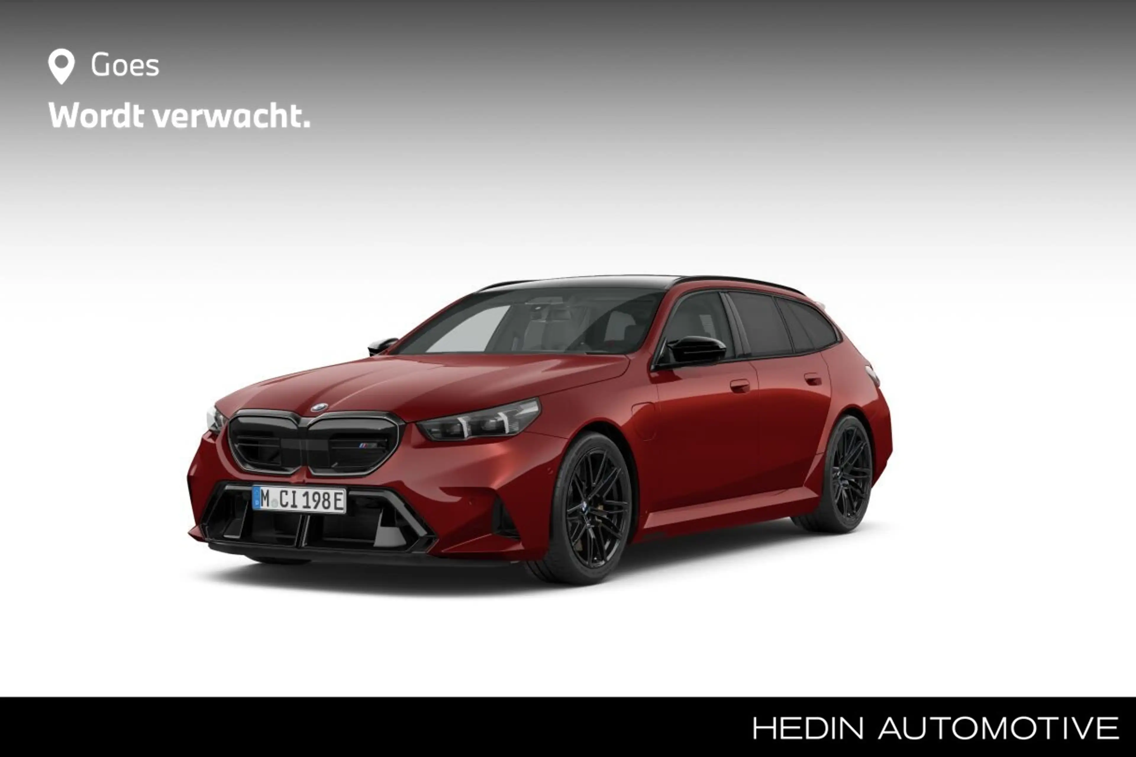 BMW M5 5-serie Touring Ruby Red II effect metallic | M Ca