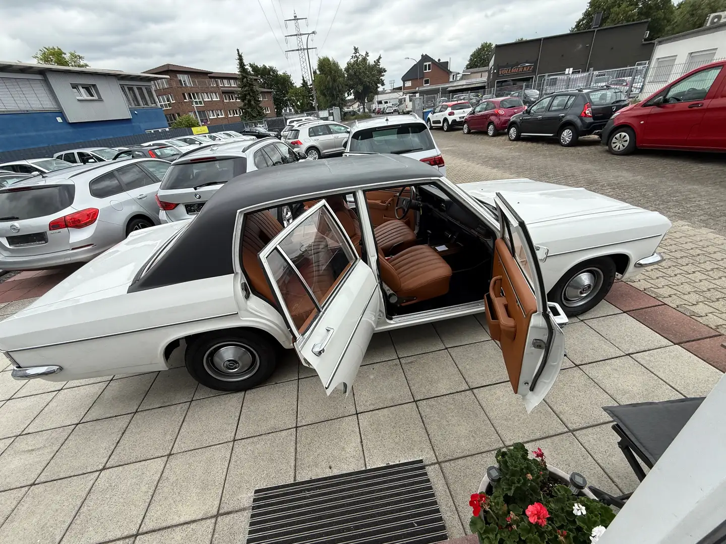 Opel Diplomat Admiral 2.8 Automatik Tüv 08/2027 Weiß - 1