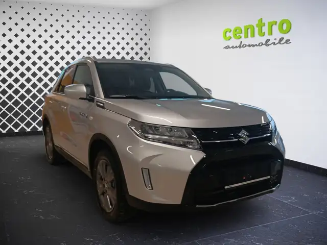 Suzuki Vitara view 4
