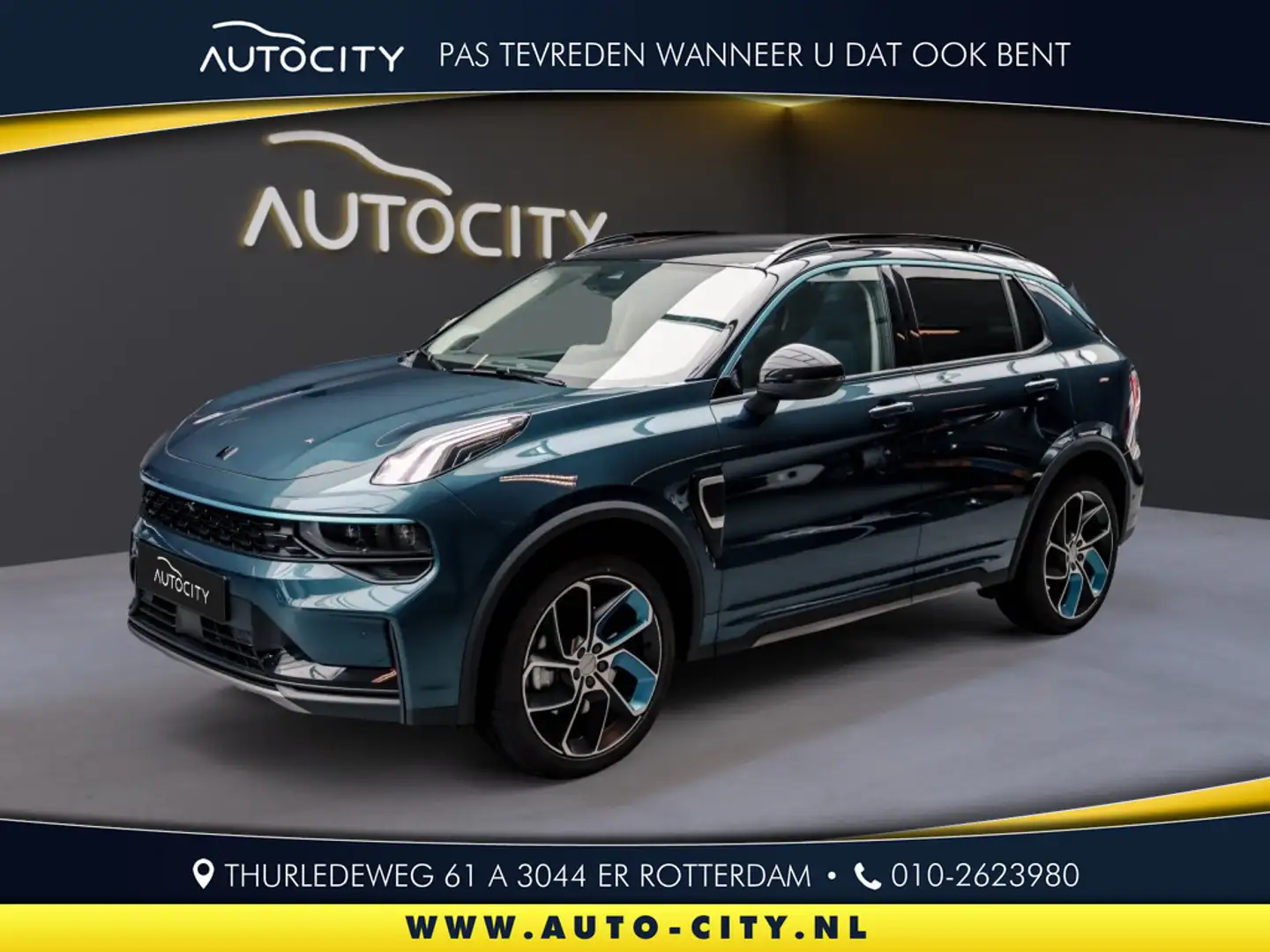 Lynk & Co 01 1.5 PHEV 6.6 KW Laden l 360 camera l Pano l Zwarte Albastru - 1