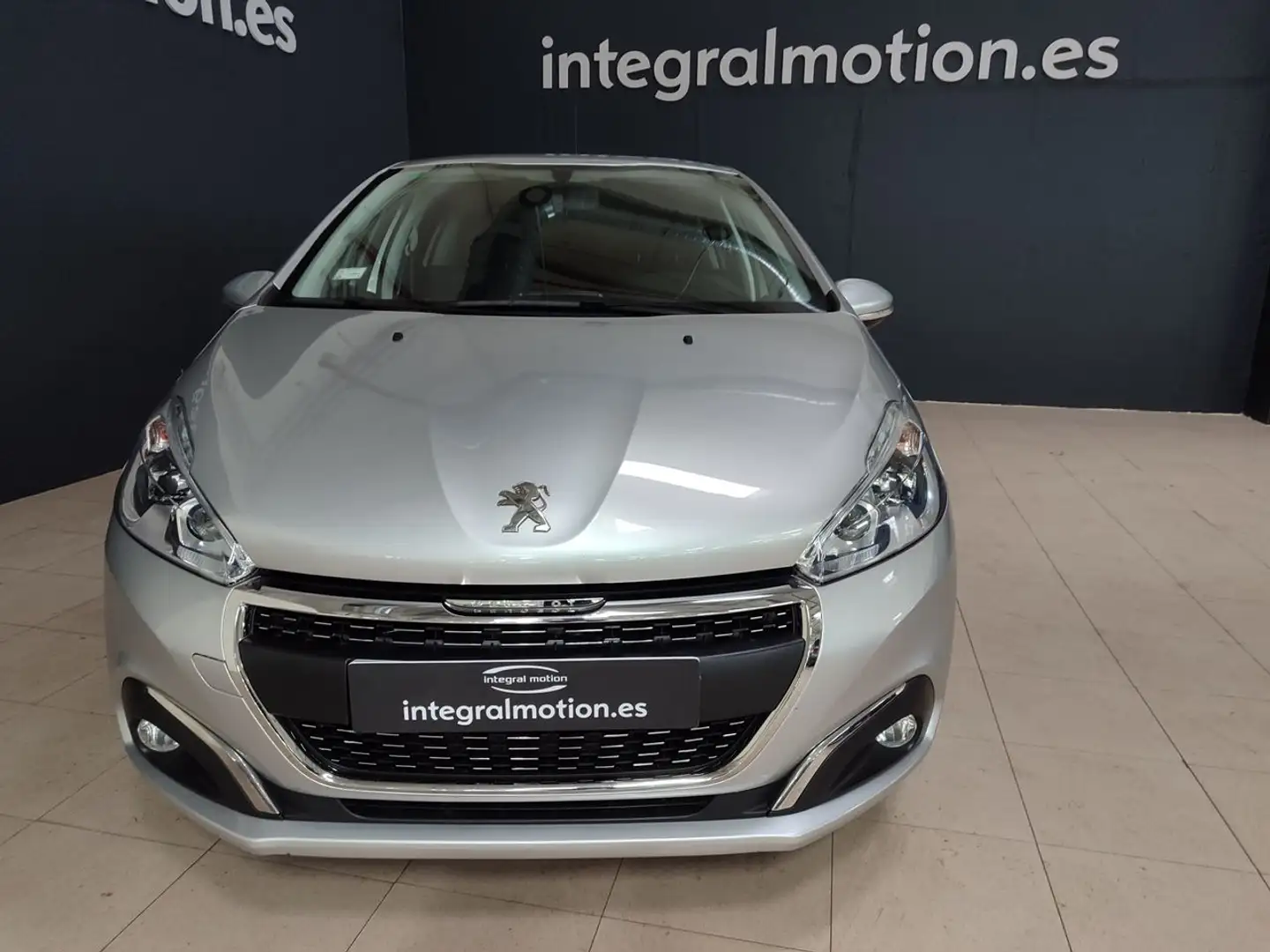 Peugeot 208 1.2 PureTech S&S Active 82 Gris - 2
