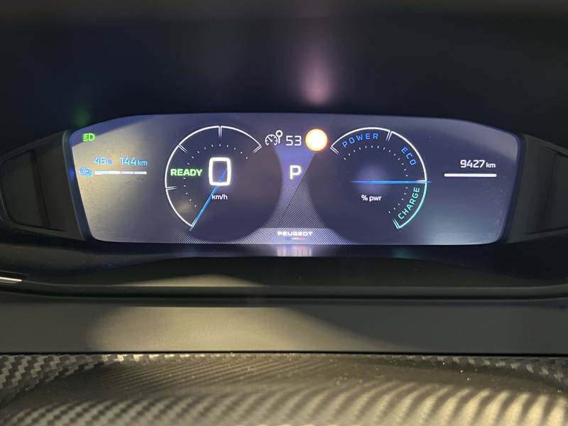 Peugeot e-2008 EV Allure Avantage 54 kWh | Android/Apple Carplay — photo 25
