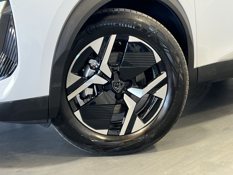 Peugeot e-2008 EV Allure Avantage 54 kWh | Android/Apple Carplay — photo 3