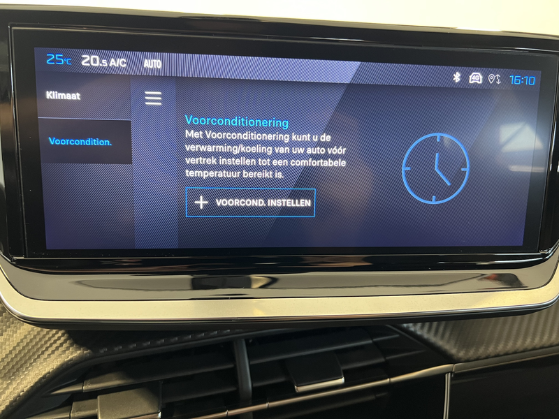 Peugeot e-2008 EV Allure Avantage 54 kWh | Android/Apple Carplay — photo 19