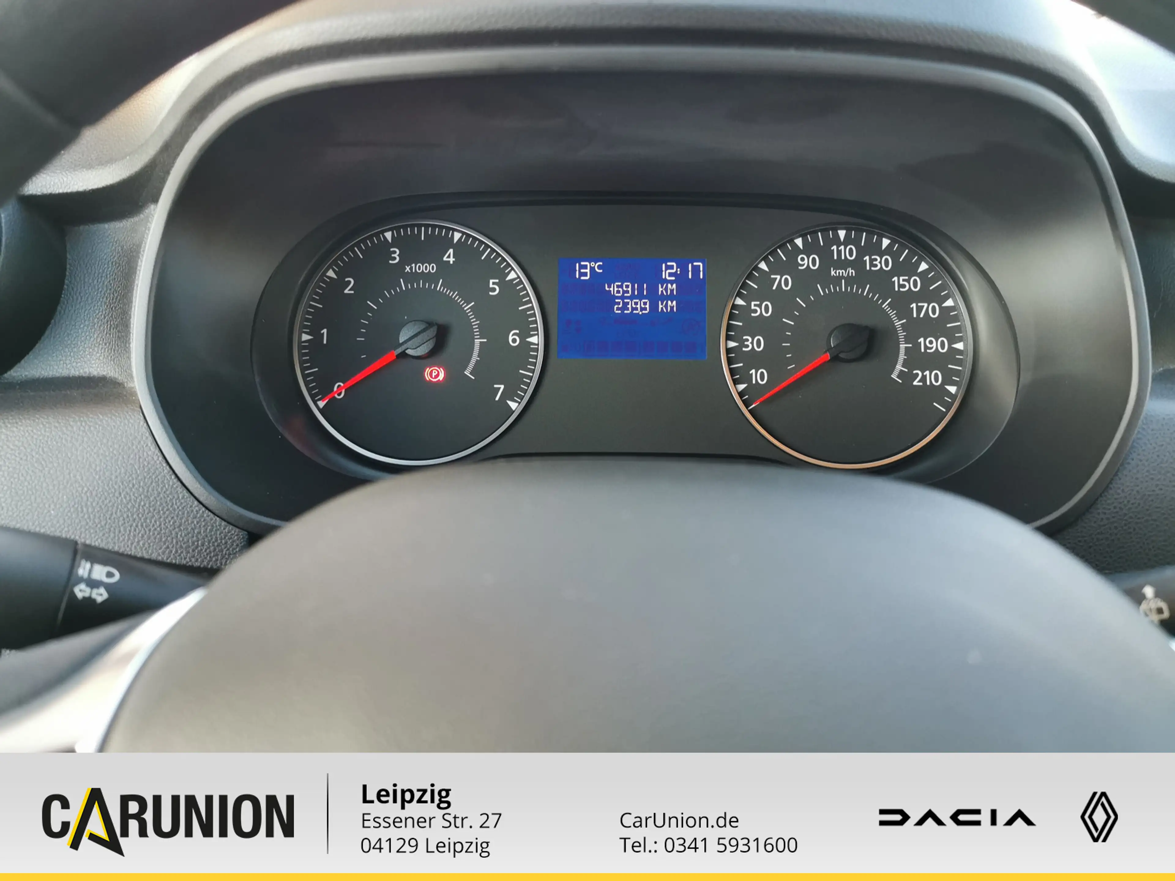 Dacia Duster TCe 130 2WD GPF Comfort — photo 10