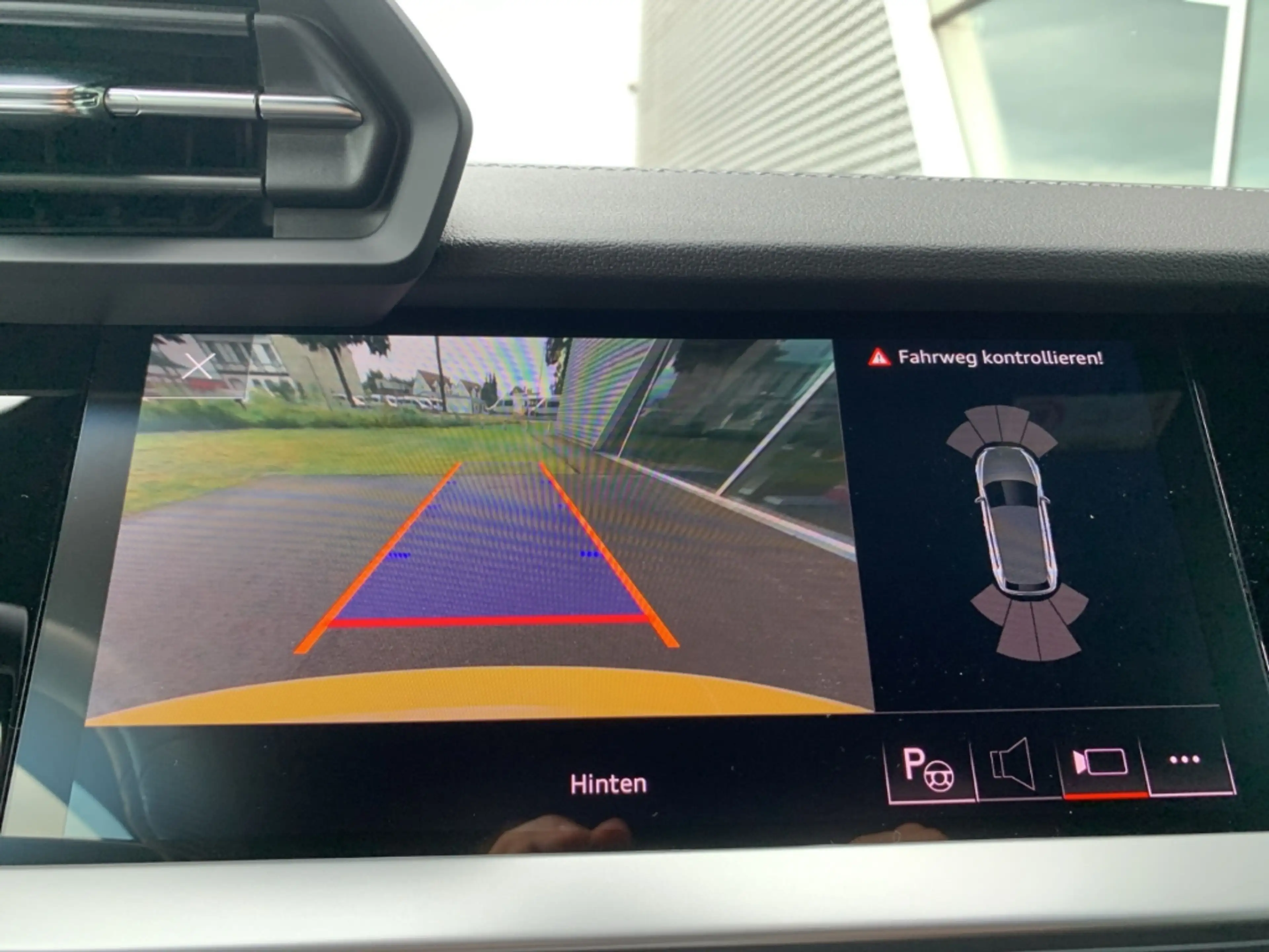 Audi S3 Sportback quattro 2.0 TFSI S tronic Navi Digitales — photo 22