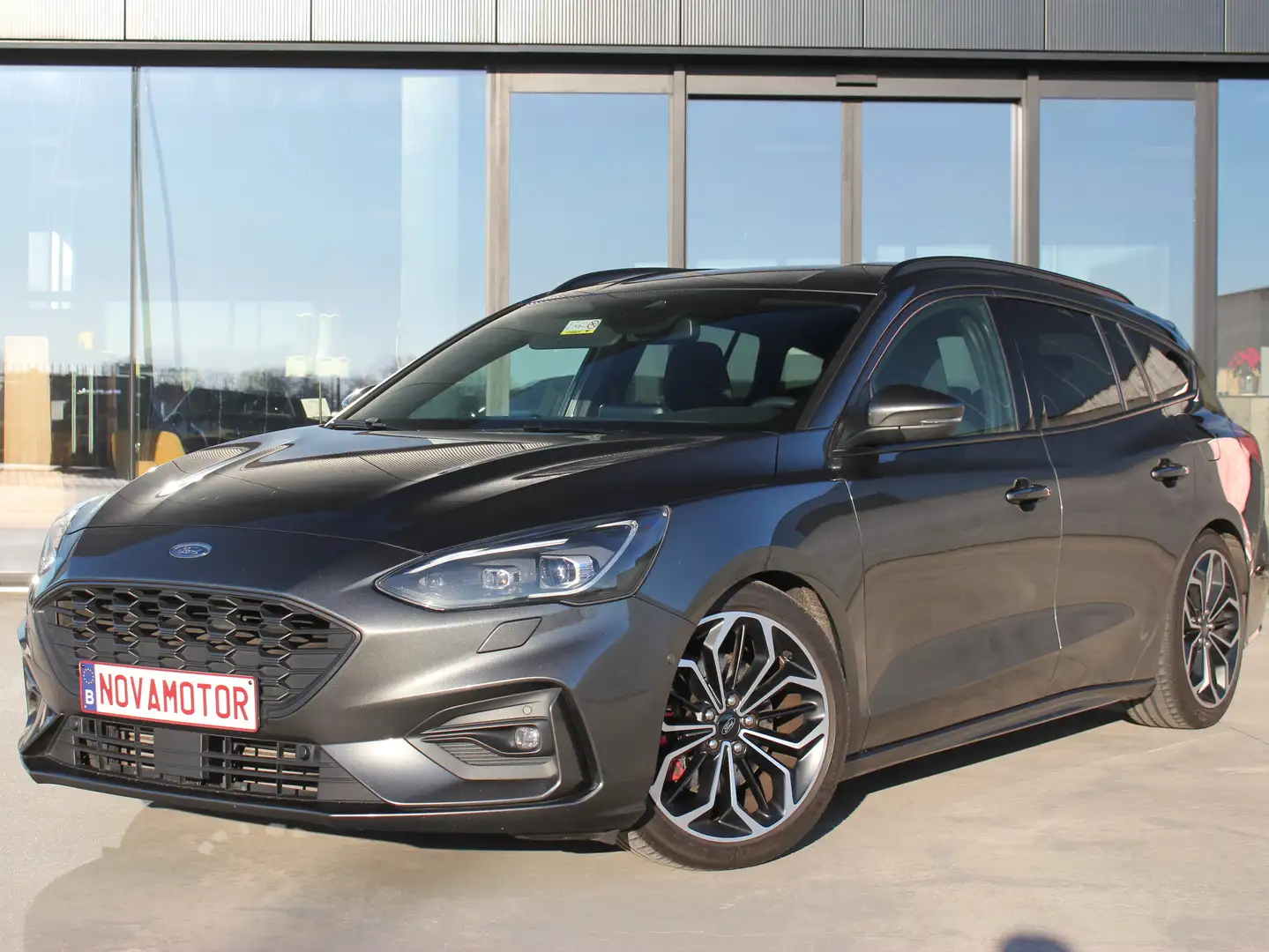 Ford Focus 1.5  ST-Line Business * Trekhaak*Navi* B&O sound Gris - 1