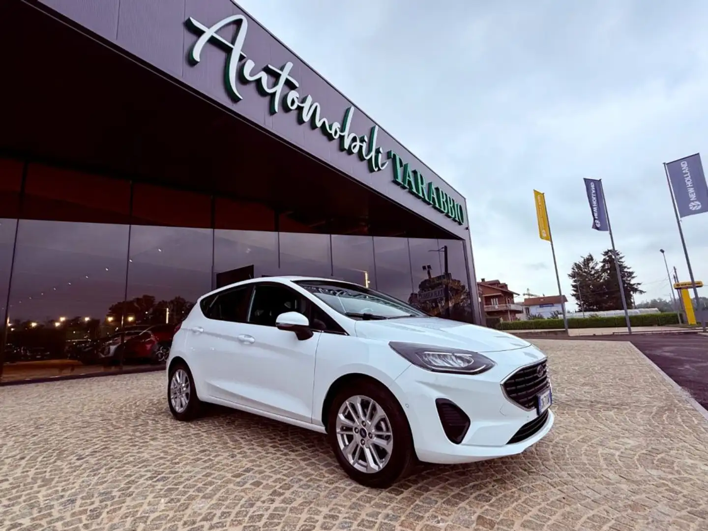 Ford Fiesta TITANIUM - KM 29.000 - AZIENDALE - PROMO FINANZIAM Bianco - 1