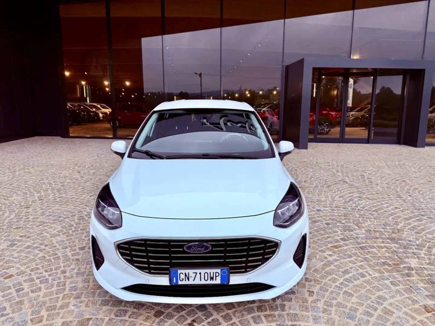 Ford Fiesta TITANIUM - KM 29.000 - AZIENDALE - PROMO FINANZIAM Bianco - 2