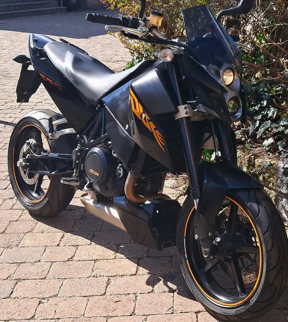 KTM 690 Duke Negru - 1