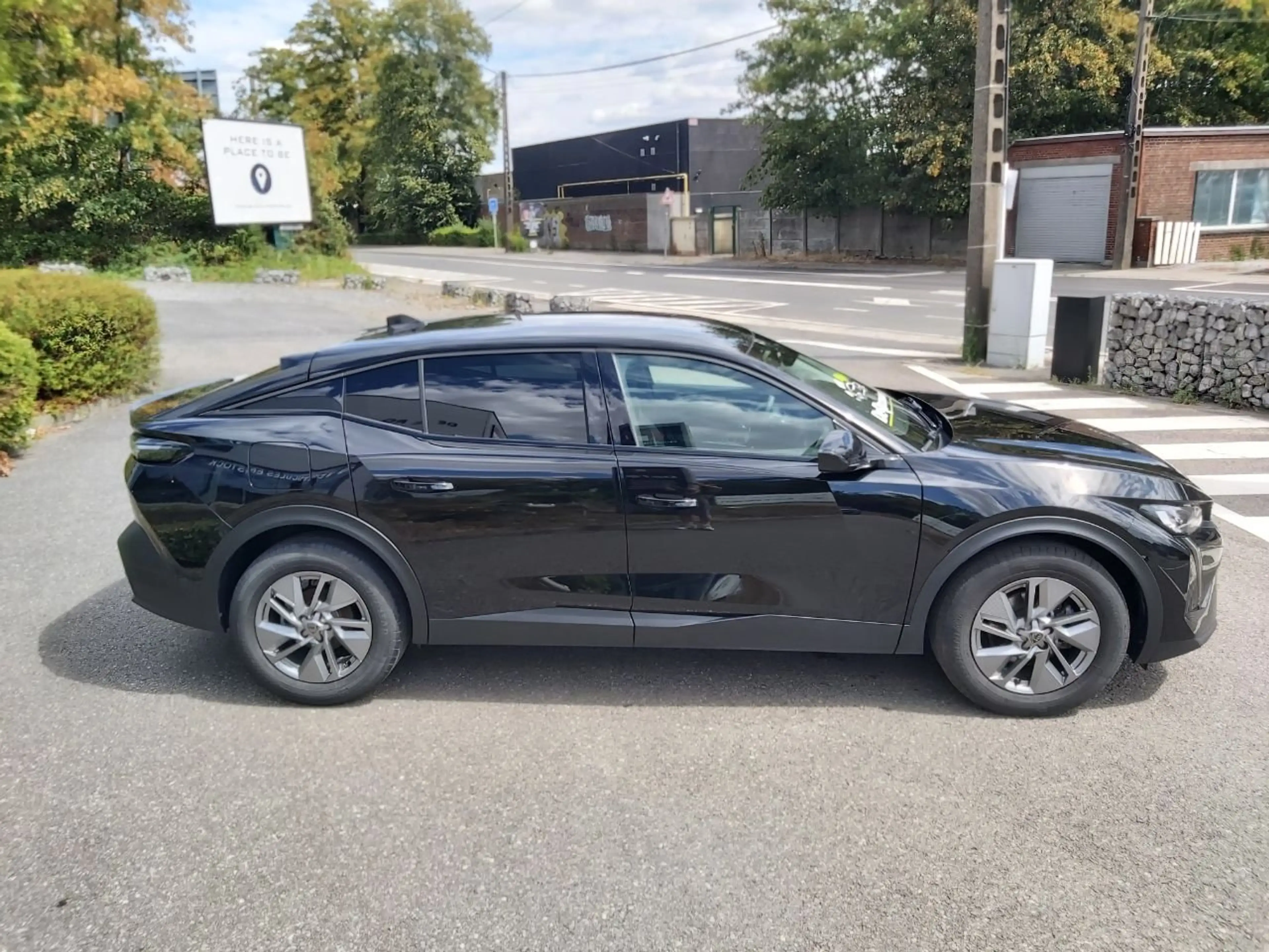 Peugeot 408 GT HYBRID 145 BOITE AUTOMATIQUE — photo 10