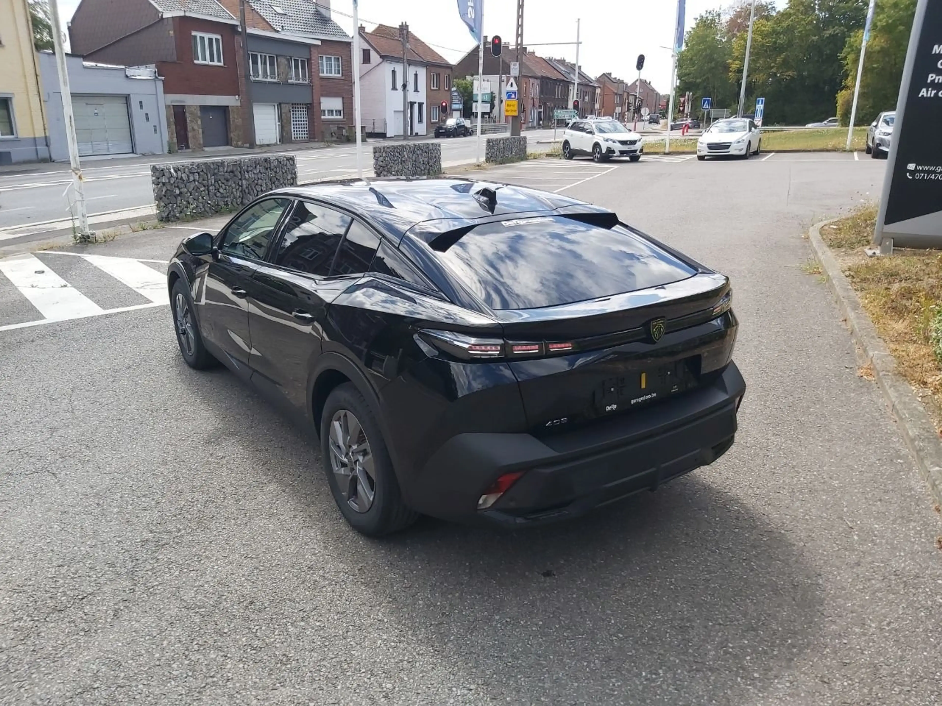 Peugeot 408 GT HYBRID 145 BOITE AUTOMATIQUE — photo 14